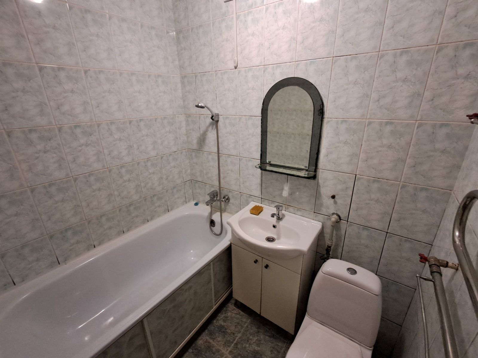 Продам 1 кімнатну квартиру