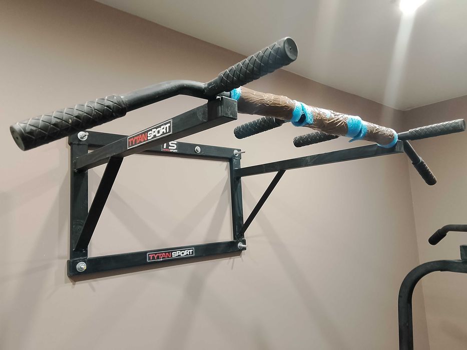 Drążek do podciągania ćwiczeń wielofunkcyjny na ścianę ścienny