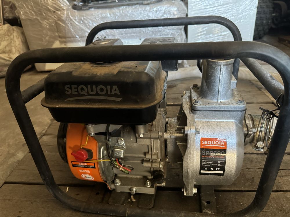 Продам мото помпу SEQUIA SPP1000