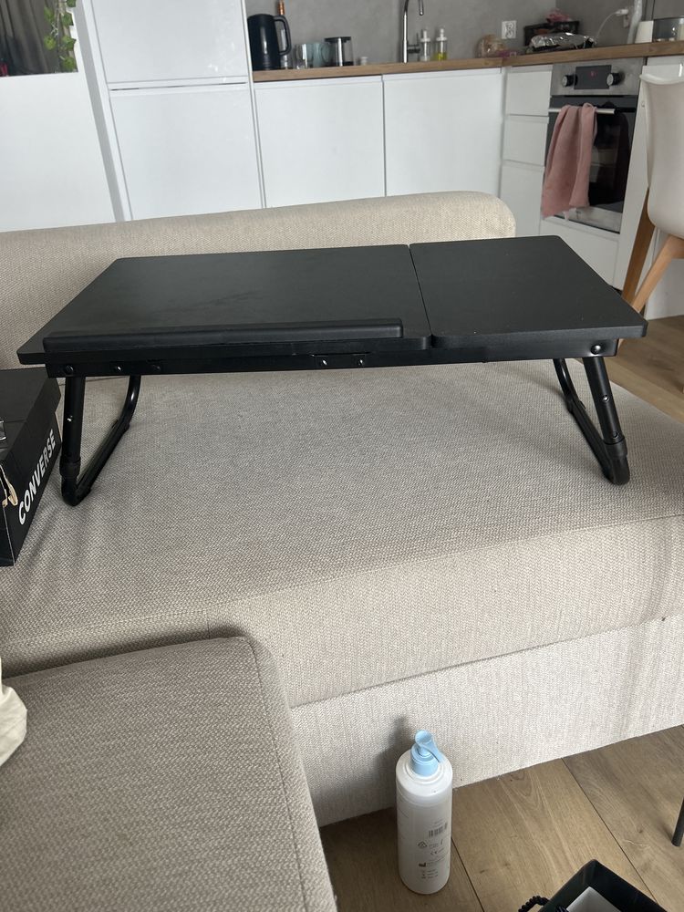 Stojak na kolana pod laptopa