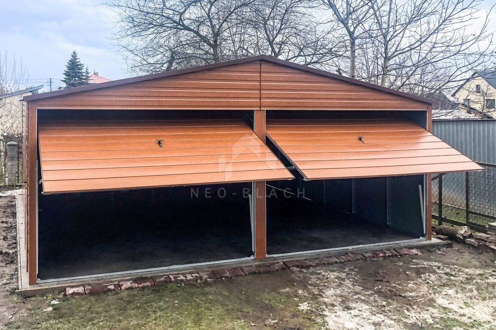 Garaż Blaszany 6X6M - 2X Brama - Drzwi - Drewnopodobny - Nb102