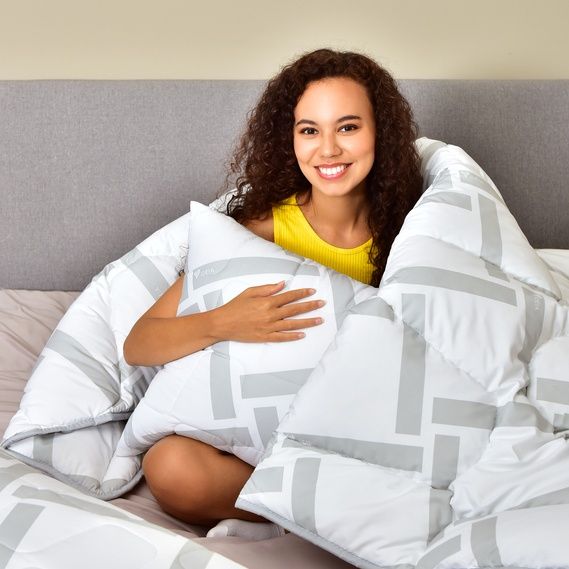 Набір ковдра 140×200 +подушка  50÷70 штучний лебединий пух