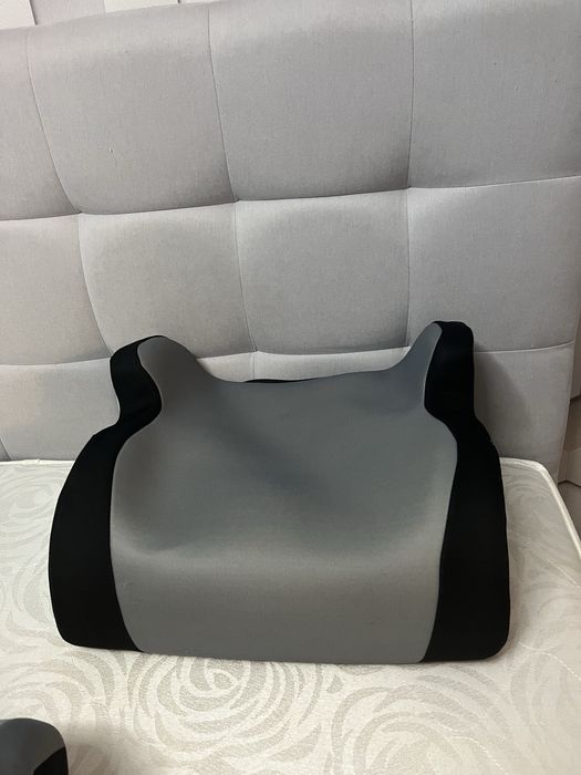 Авто крісло, бустер