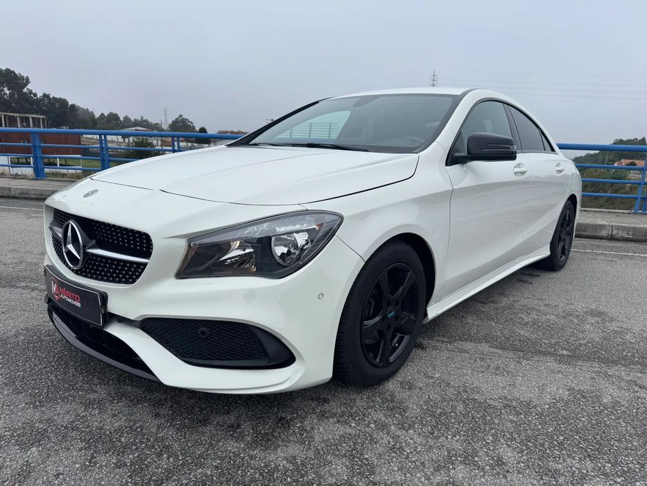 Mercedes-Benz CLA 200 Shooting Brake 7G-DCT AMG Line