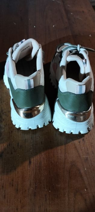 Sapatilhas novas 37