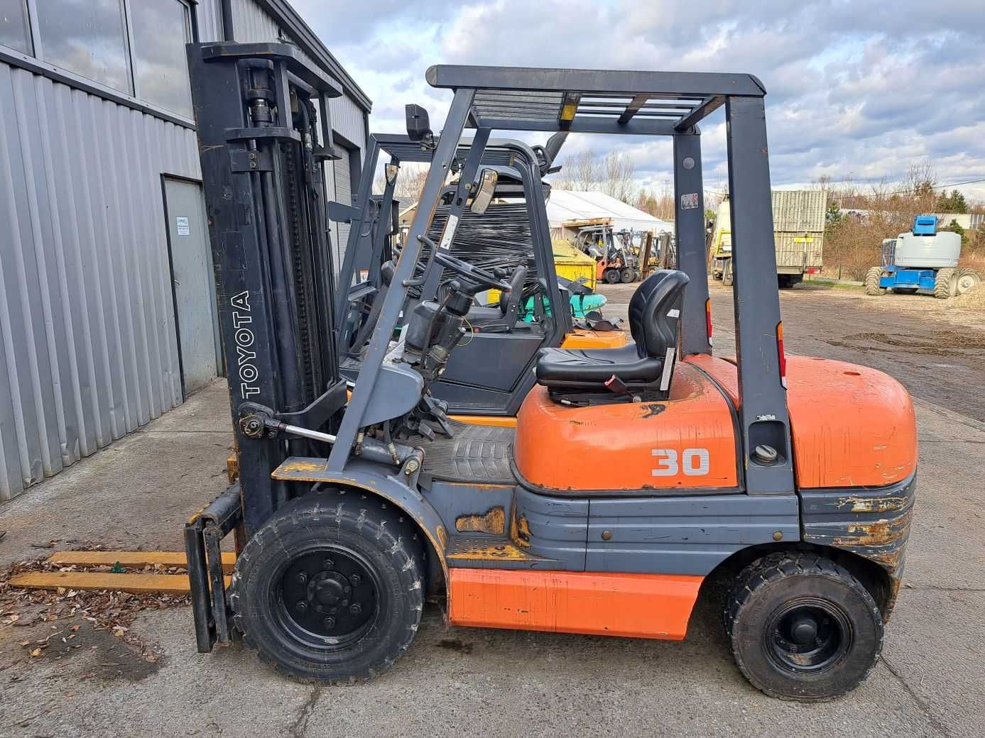 Wózek widłowy Toyota 02-6FDF30, 3t, diesel, Duplex 3,5m, Automat, UDT