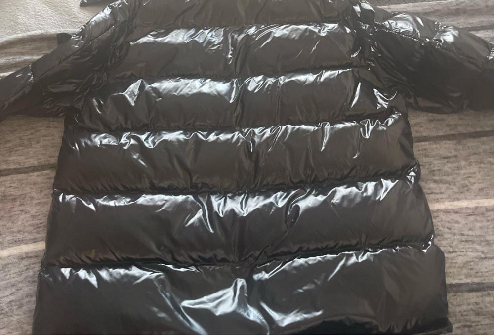 Casaco Moncler tamanho M