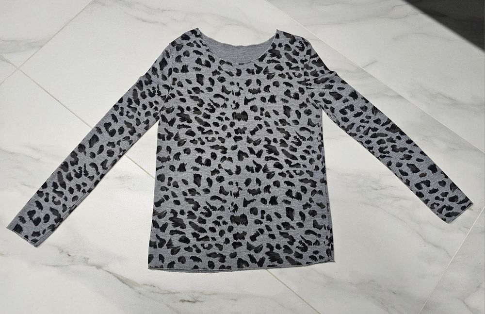 M&G Moda sweterek szary w cętki rozm. Uni nowy