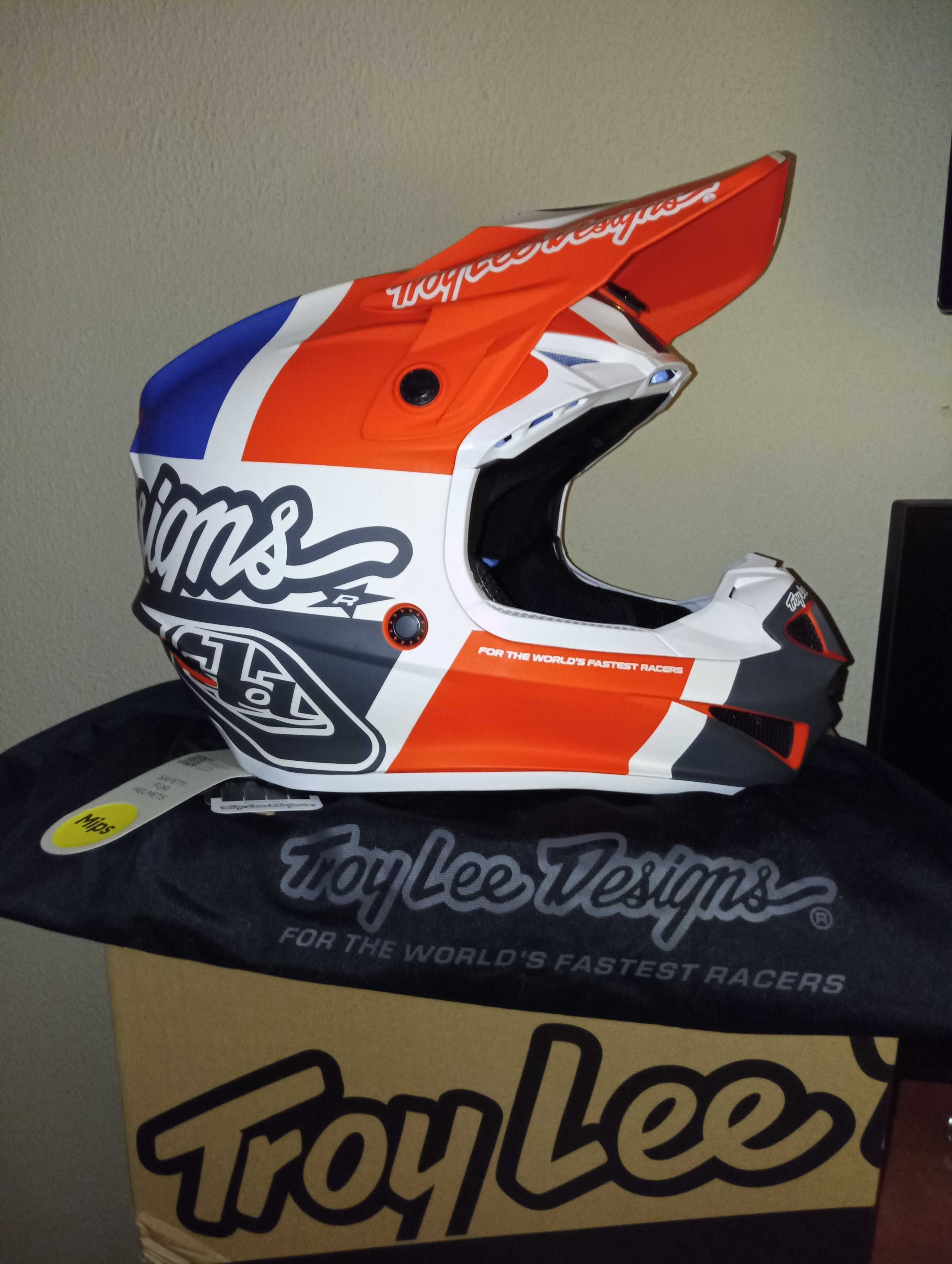 Capacete Troy Lee Designs SE4