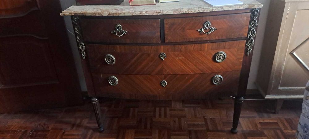 Cómoda madeira vintage