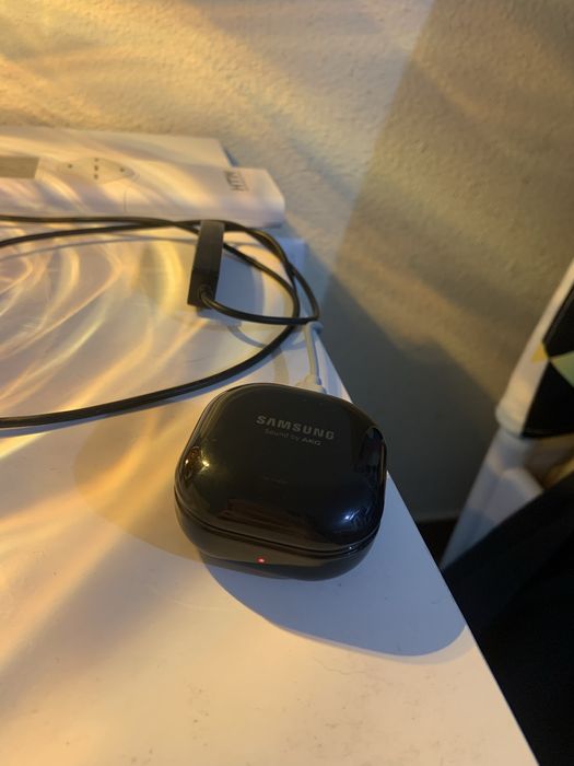 Fones sem fio Samsung Buds Live