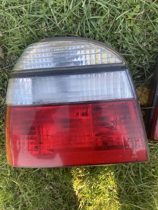 Продам задні фари