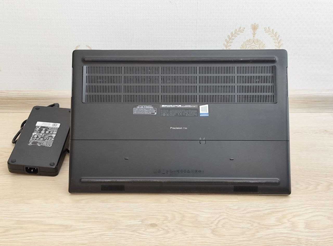 Dell Precision 7730 i7-8850H 32-128Gb DDR4 SSD 512Gb Quadro P3200 6Gb