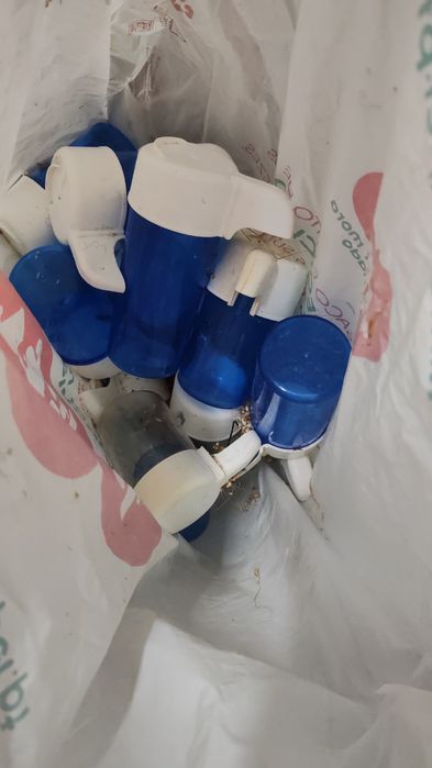 Vários material para aves