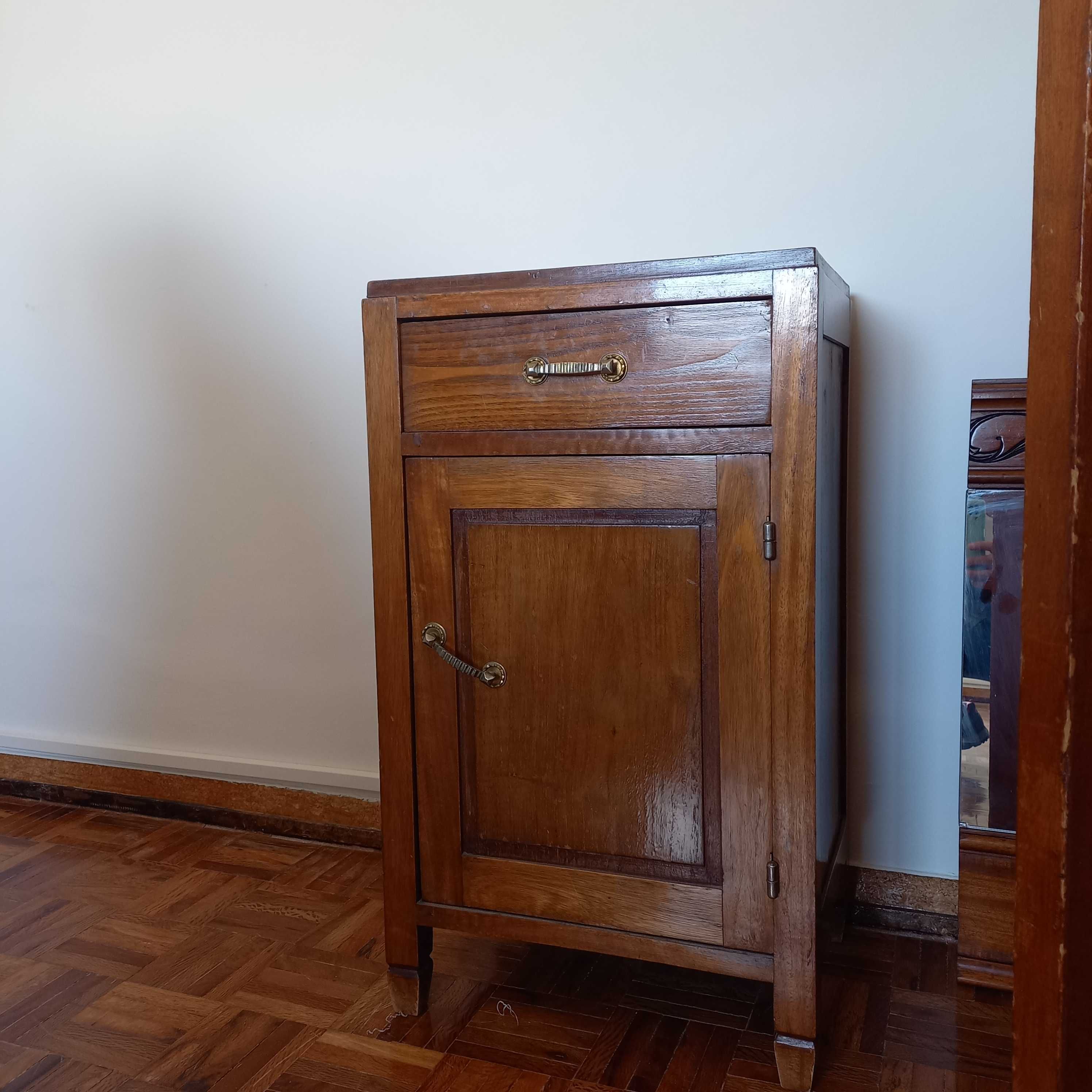 Mesa de Cabeceira Madeira - anos 30