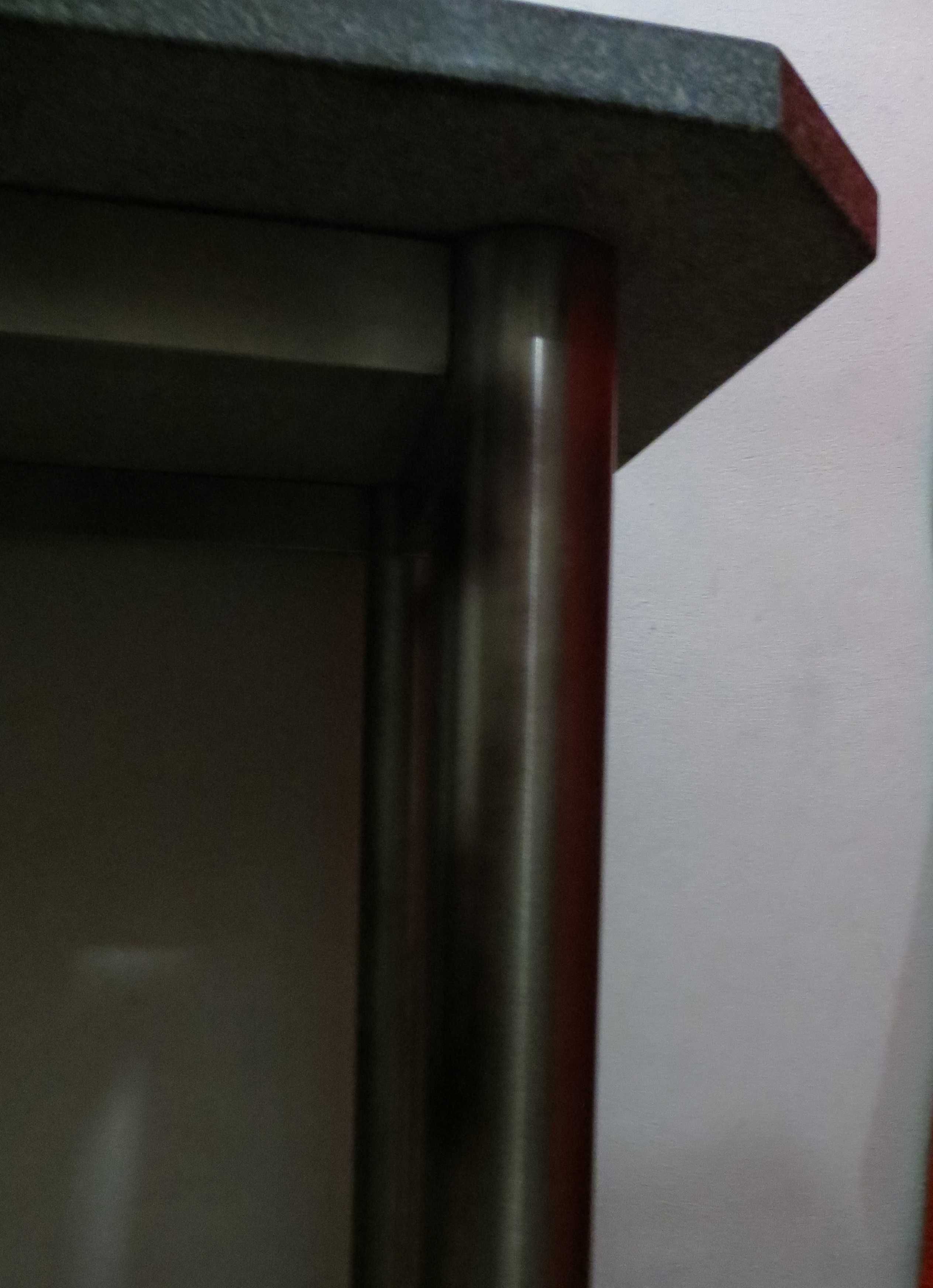 Mesa 100% Aço inox e tampo granito c/ tampo extra e 4 cadeiras iguais