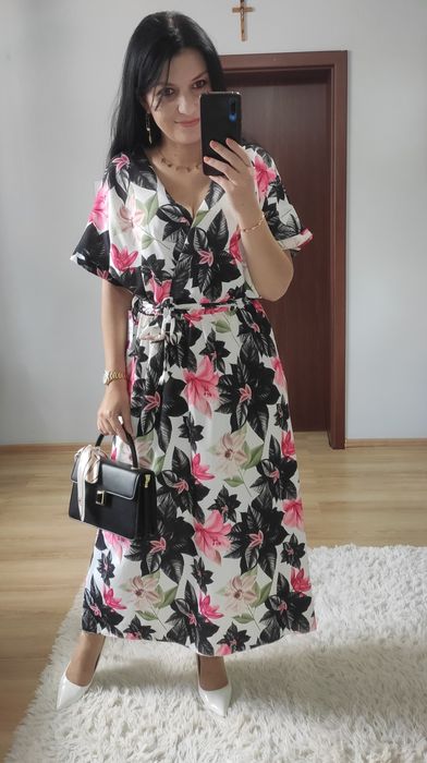Sukienka długa maxi w kwiaty