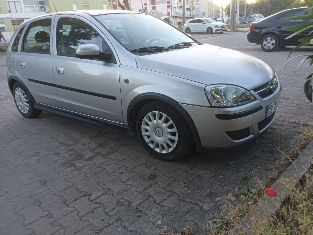 Opel corsa C gasóleo 1.3cdti ano 2004