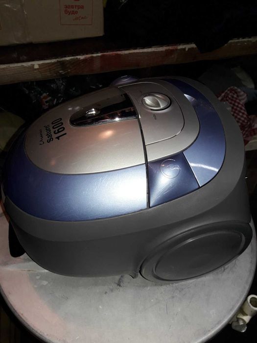 Продам пилосос робочий