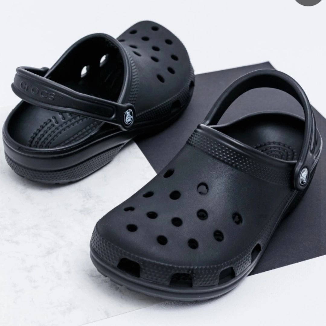 Crocs Classic Clog black в комплекті jibbitz