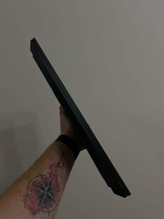 Топовий ігровий ноутбук HP OMEN D15