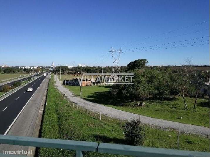 Venda conjunta de dois terrenos rústicos com 126 500 m2 no sítio de Ma