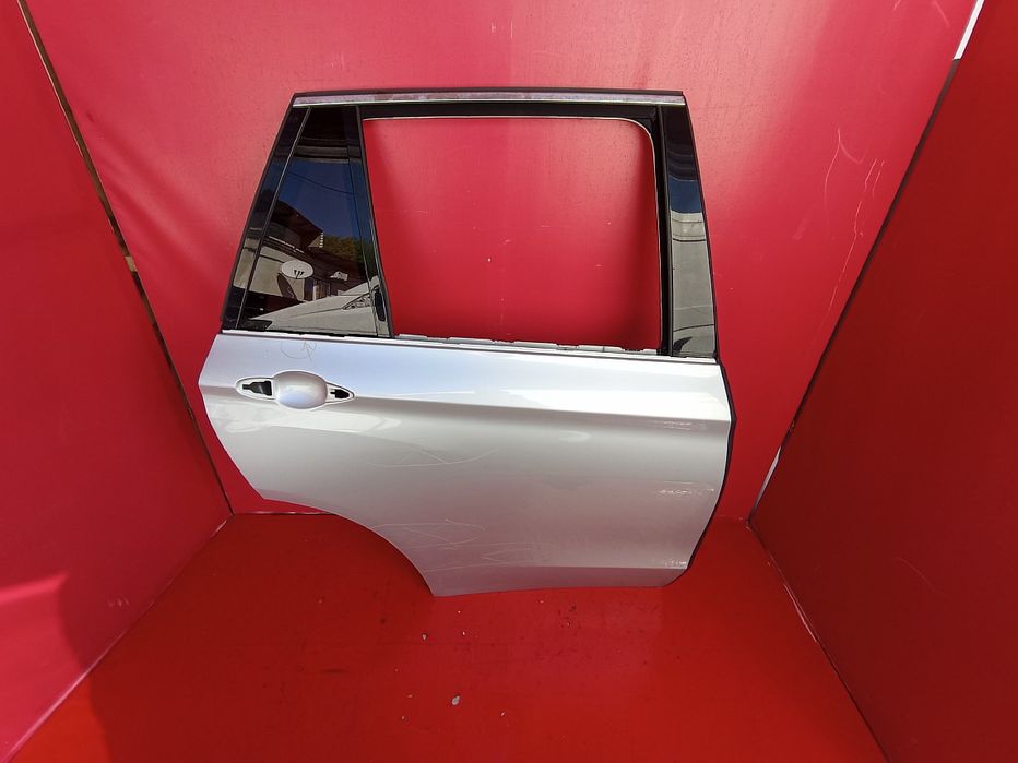 Двері праві зад BMW X5 F15 Дверка дверь двери БМВ Ф15 Колір: А89