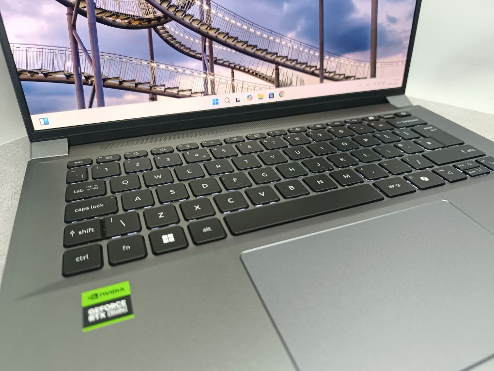 RTX 4050 6GB/Acer Swift X 14 SFX14-72G/Ultra 7 155H/16/512/14.5"/3K