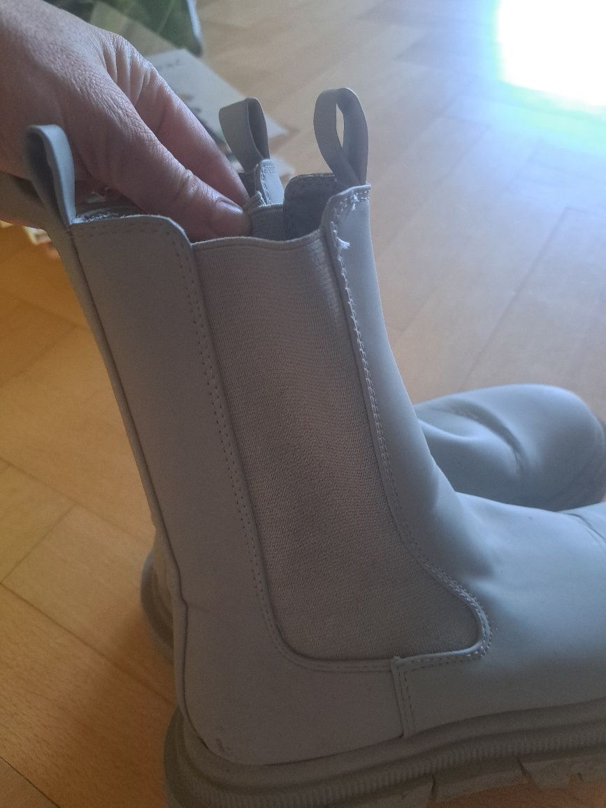 Buty botki Bershka rozm.37