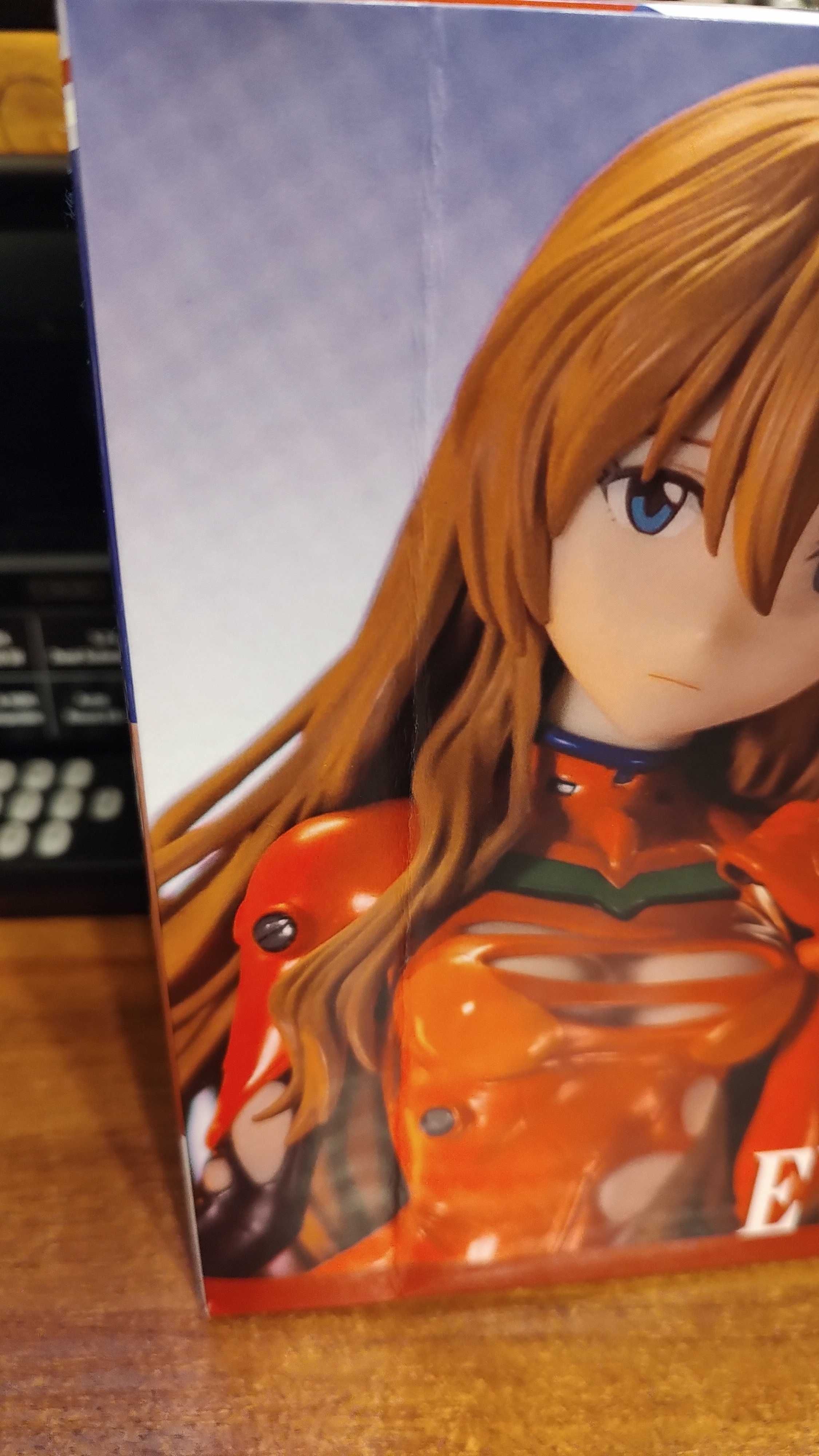 Figurka Asuka z anime Evangelion podarty plugsuit 18cm