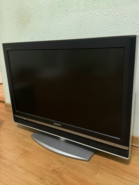 Телевізор Sony KDL-32V2000 + колонки SVEN BF-11