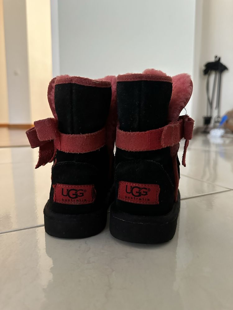 Оригінальні чобітки UGG