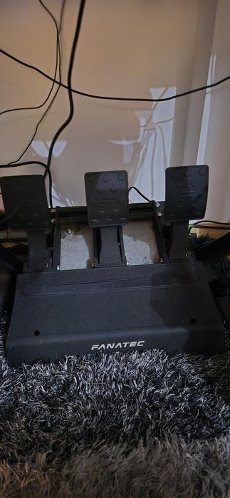 Fanatec dd com pedais csl elite v2 e volante gt3