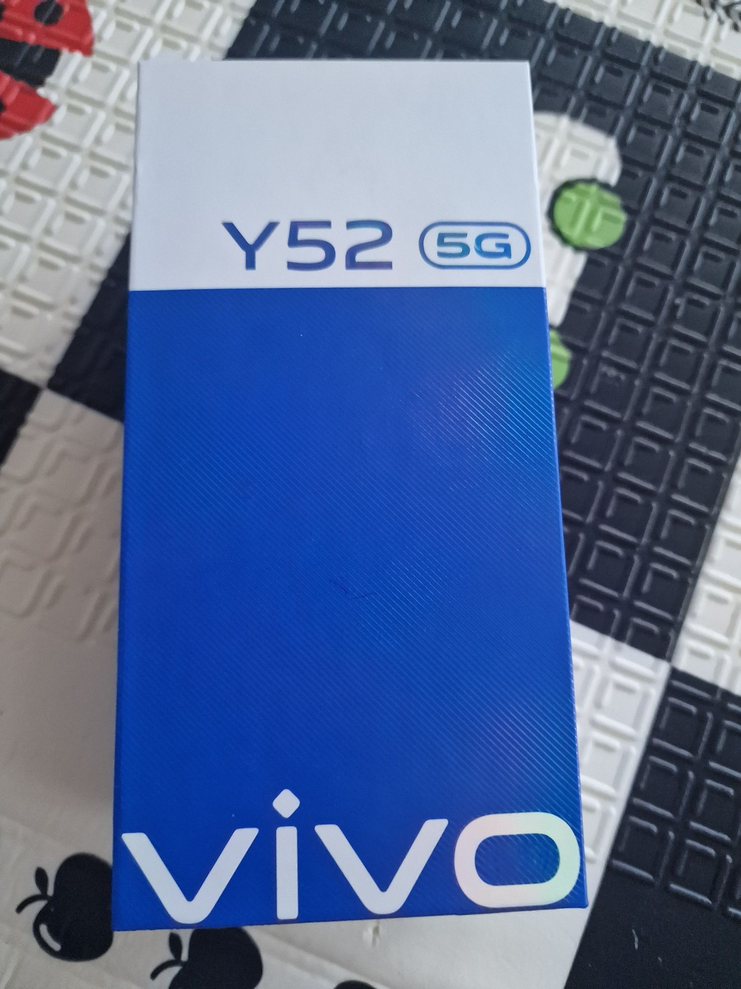 Telefon vivo Y52  5G