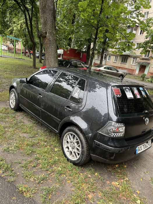 Volkswagen Golf 4 gti