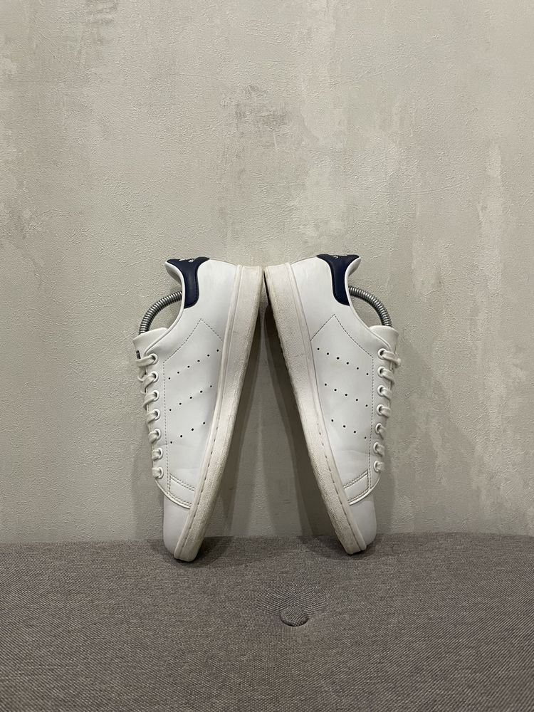 Шкіряні весняні кросівки кеди взуття Adidas Stan Smith, розмір 41