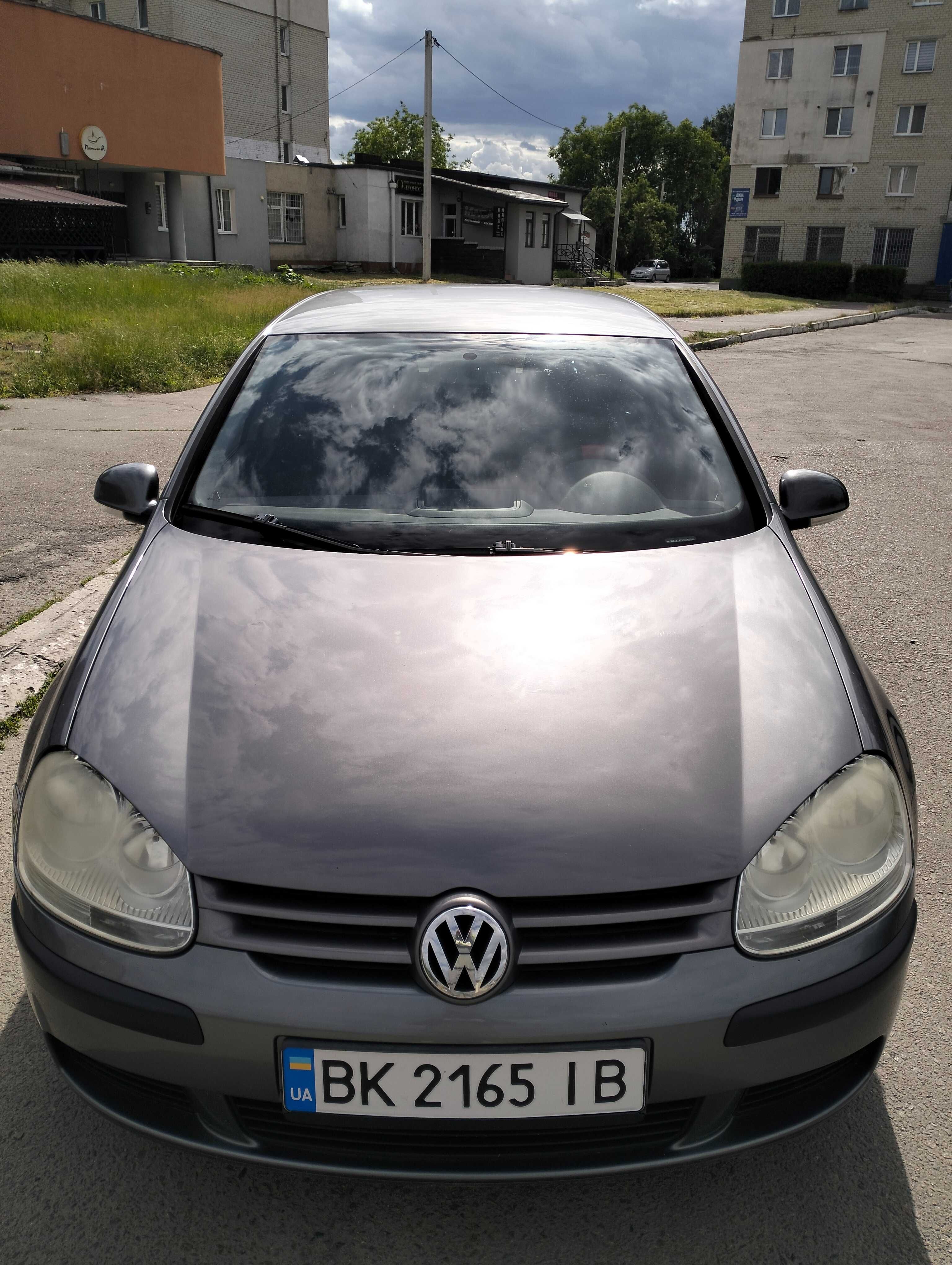 Автомобіль GOLF 5