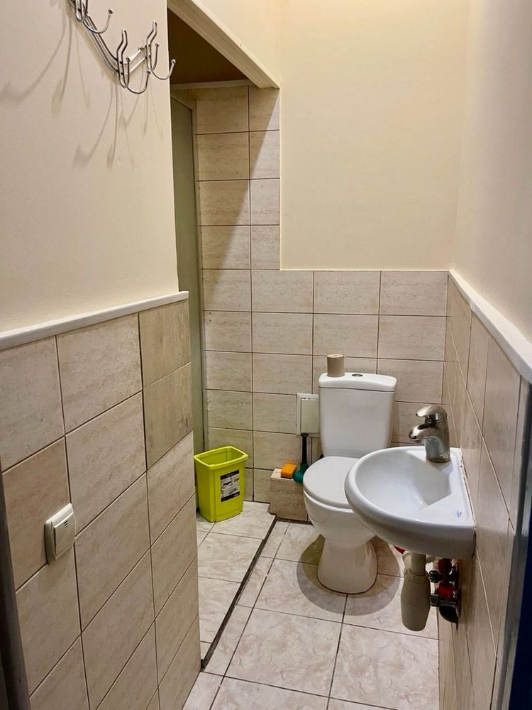 Продам 4к квартиру на вул. Дмитріївська 58А. Галицька площа. Цирк.
