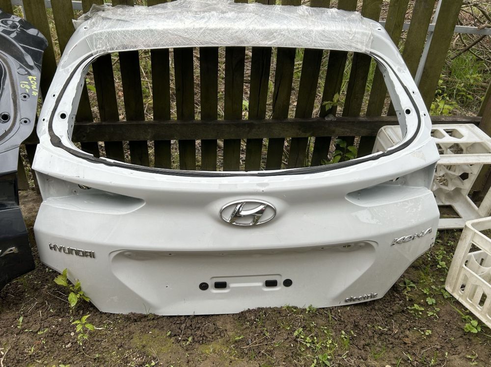 Hyundai Kona (Хюндай Кона) кришка багажника
