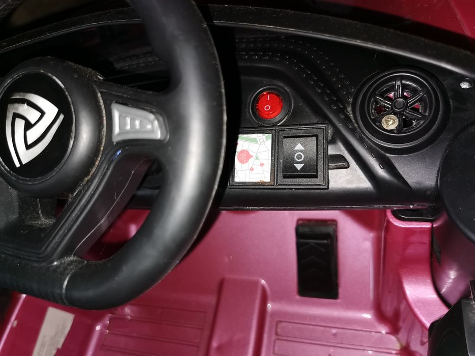 Auto na akumulator Cabrio  Muzyka Światła Pilot 2.4G