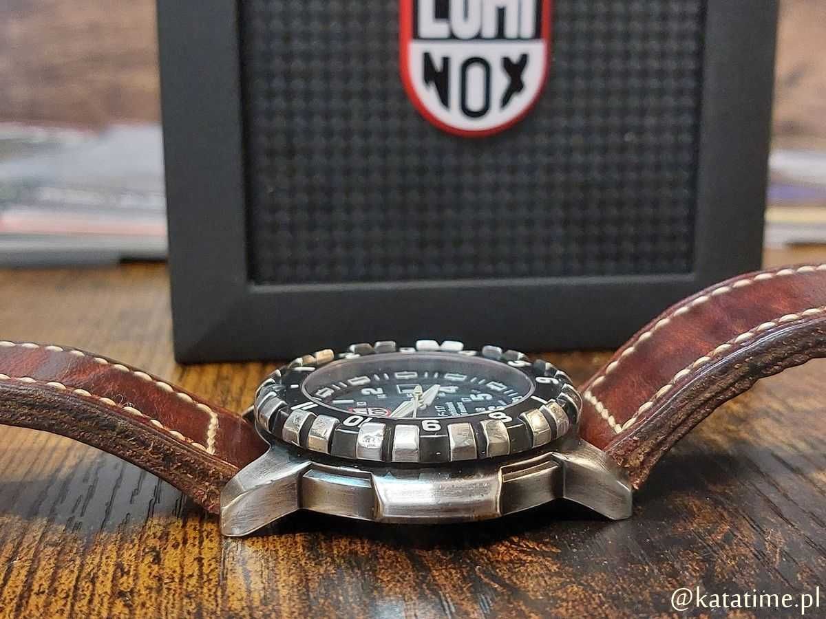 Zegrek męski LUMINOX Lockheed F-117 Nighthawk serii 6400 używany SUPER