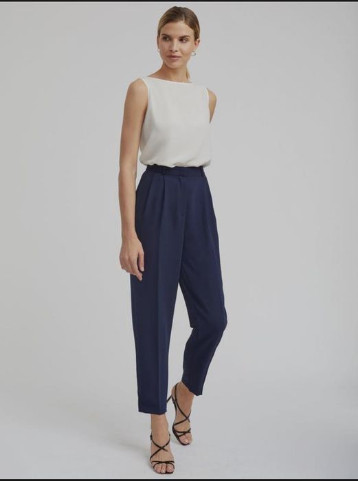 Темно-сині брюки carrot з защипами