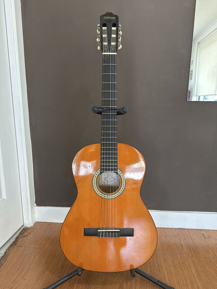 Guitarra acustica