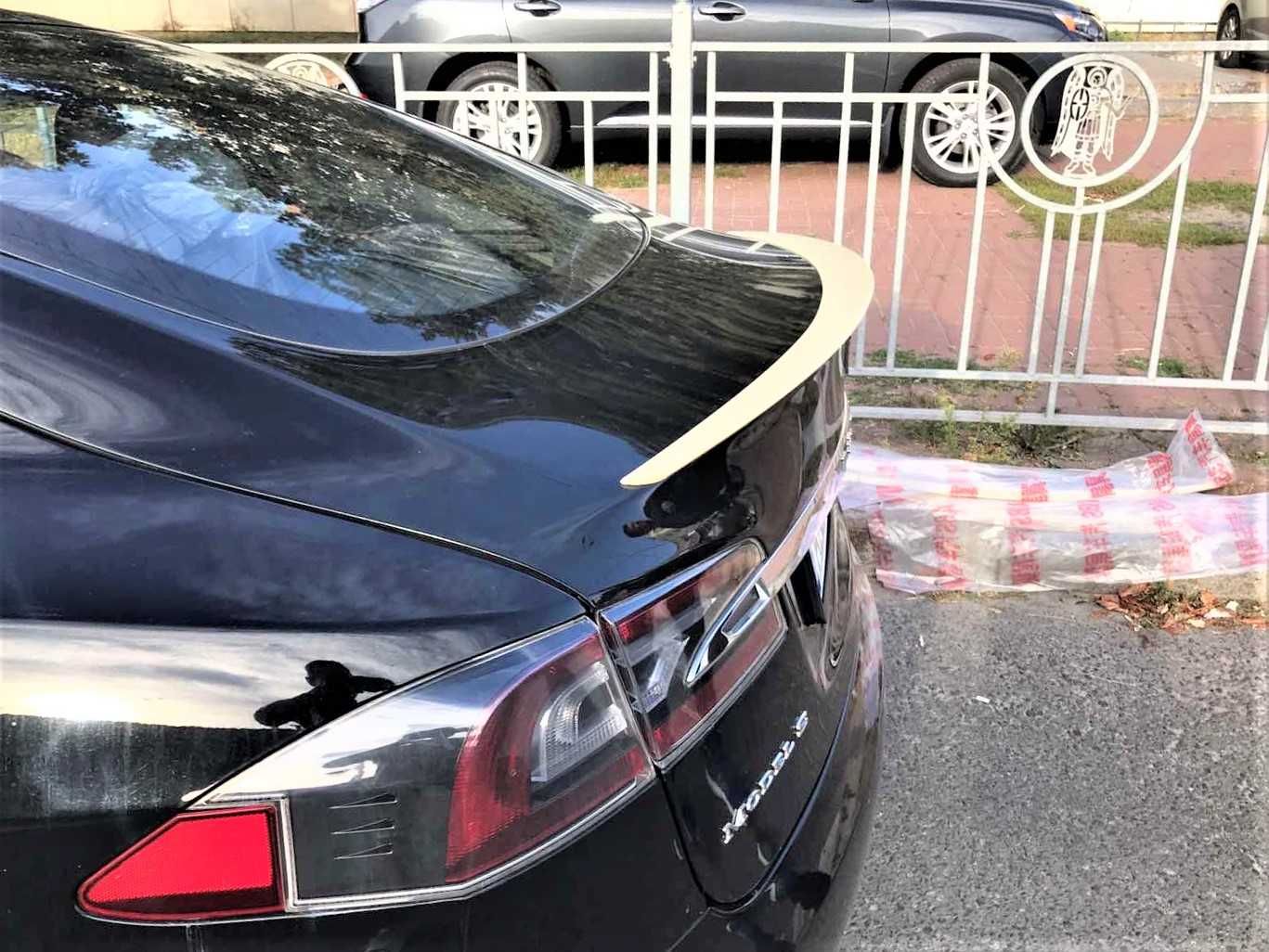 Спойлер під фарбування Tesla Model S 2012-2024 ABS пластик