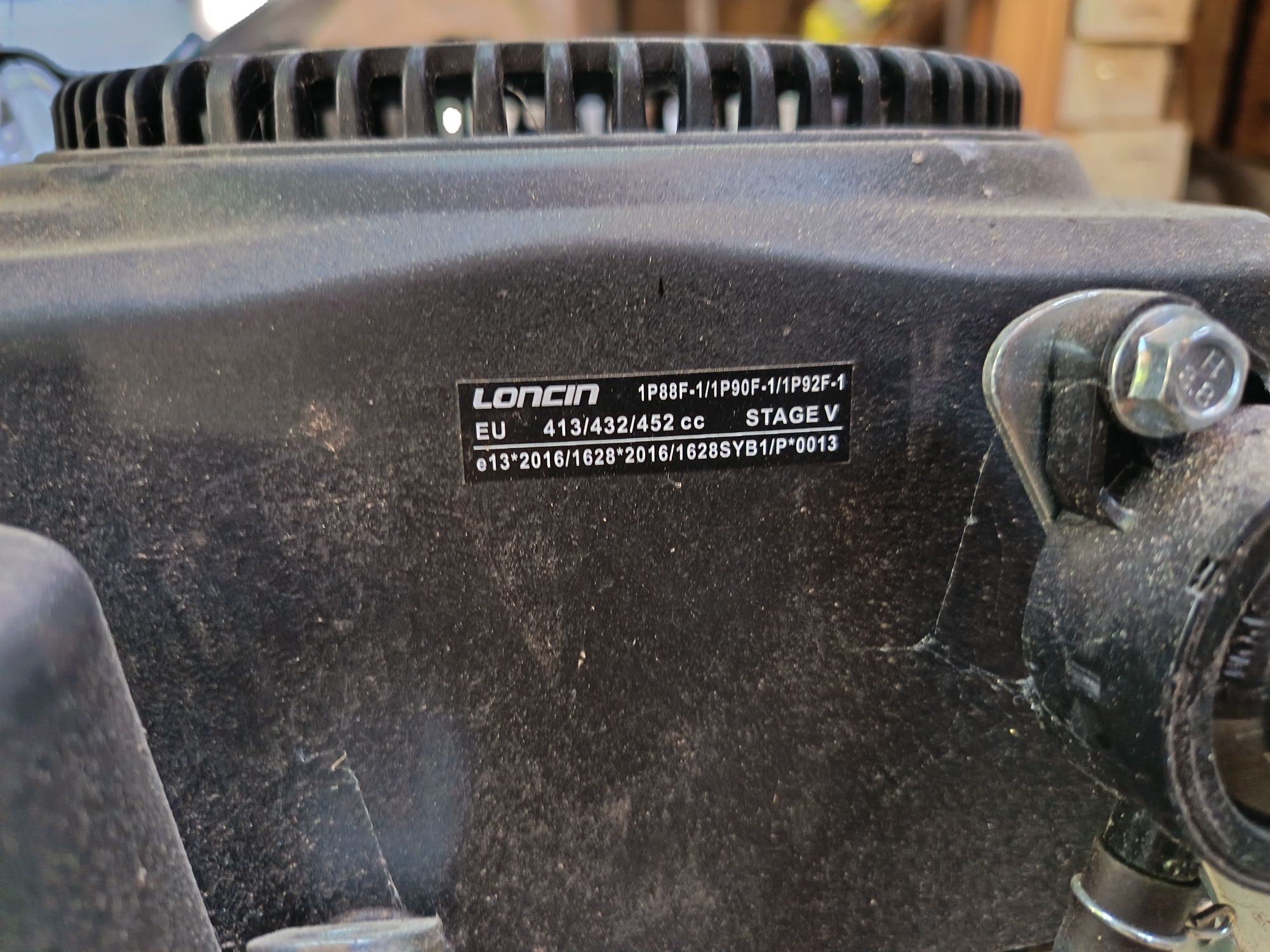 Silnik loncin do traktorka  452cc 16HP /brigs&straton/