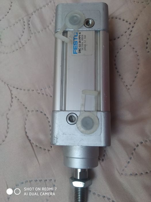 Пневмоциліндр FESTO