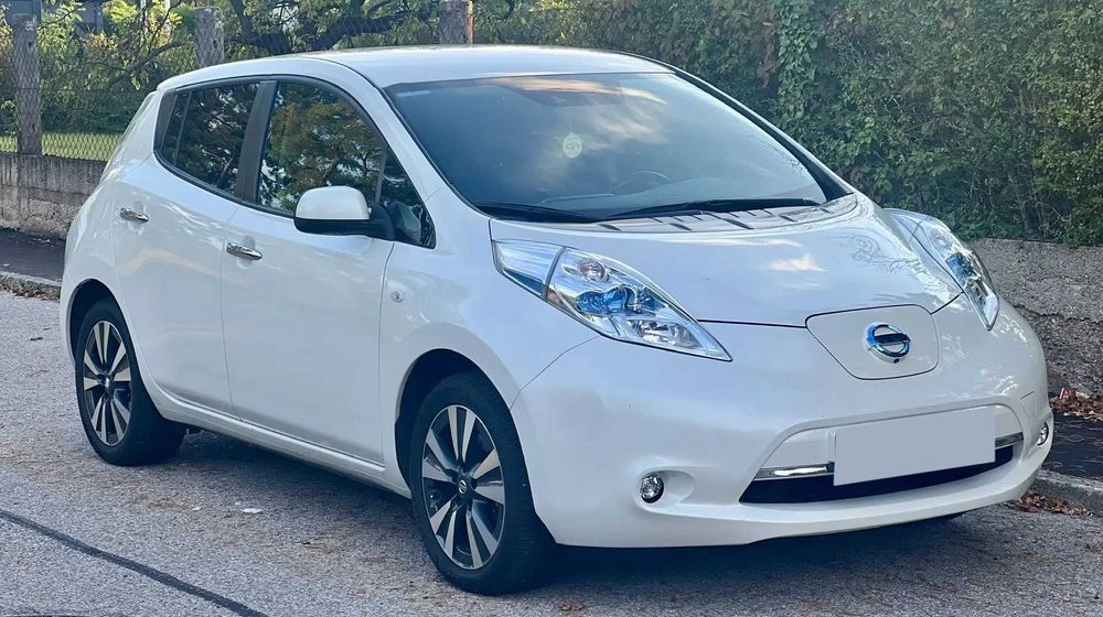 Nissan Leaf      2016