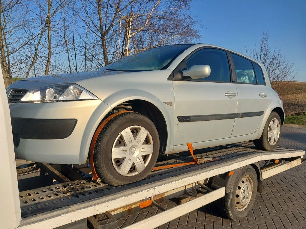 Części do renault megane II skrzynia lampa drzwi maska zderzak mv632