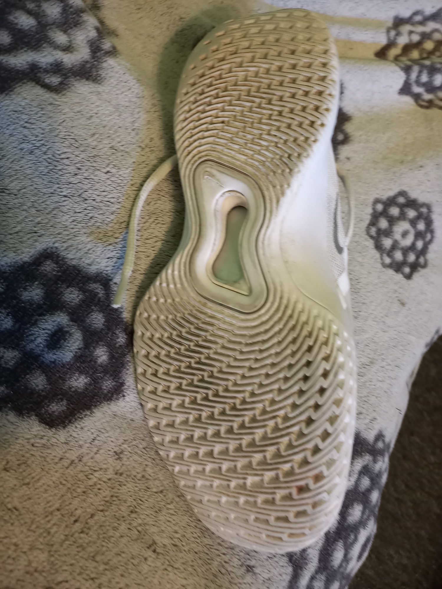 Buty Nike air max volley r.40