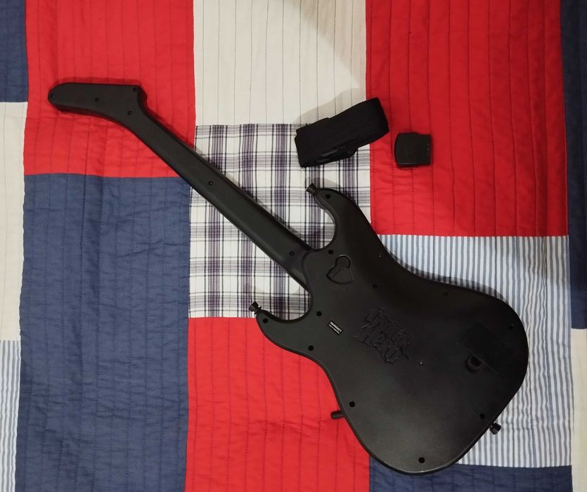 Guitarra Guitar Hero 3 Playstation 2 PS2 com dongle a funcionar